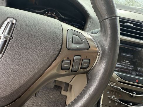 Used 2014 Lincoln MKX FWD image 20