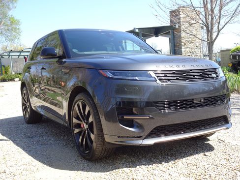 Certified 2024 Land Rover Range Rover Sport Dynamic SE image 11