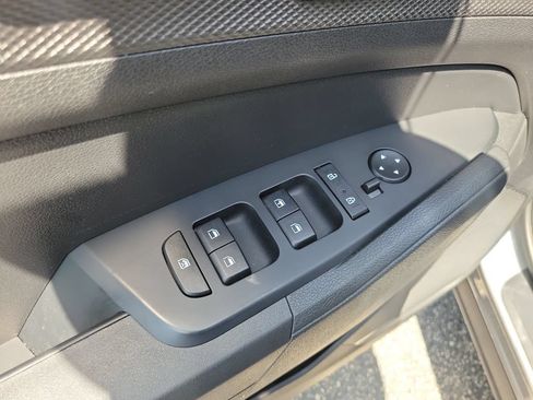 Certified 2024 Kia Sportage LX FWD image 13