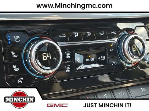 Used 2023 GMC Sierra 1500 Denali AWD/4WD image 17