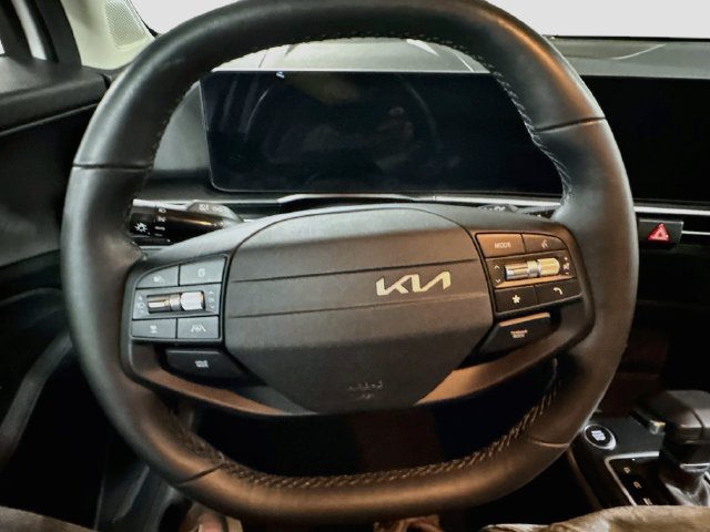 Certified 2026 Kia Sportage LX AWD/4WD image 11
