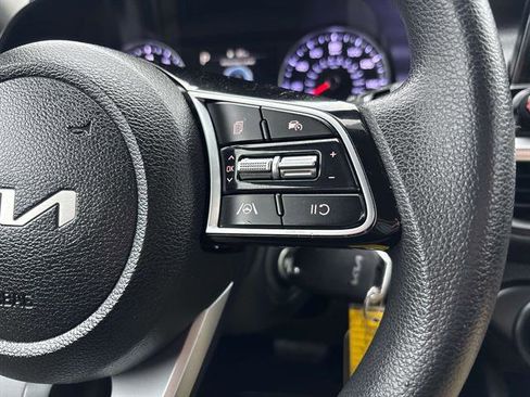 Used 2023 Kia Forte LXS image 18