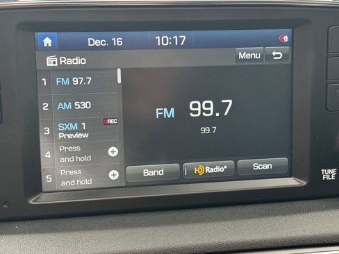 Used 2020 Hyundai Santa Fe SEL w/ Convenience + Premium Package image 24