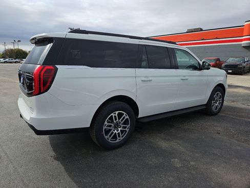New 2025 Ford Expedition Max Active image 13