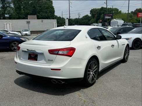 Used 2017 Maserati Ghibli S RWD image 8