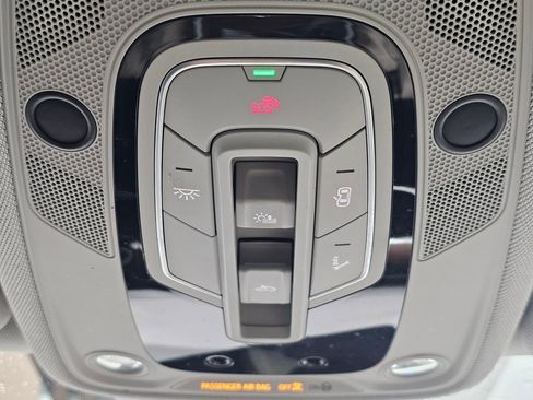 Used 2020 Audi A6 3.0T allroad Prestige w/ Prestige Package image 18