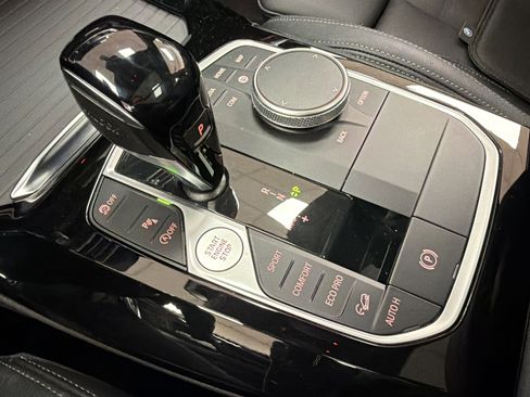 Used 2023 BMW X3 xDrive30i w/ Premium Package image 17