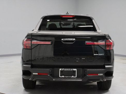 Used 2024 Hyundai Santa Cruz Night AWD/4WD image 11