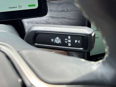 Used 2023 Rivian R1S Adventure AWD/4WD image 27