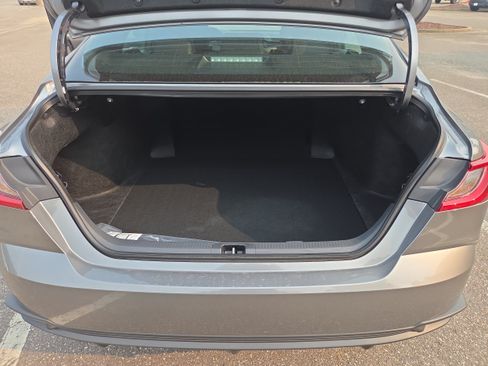 Used 2026 Toyota Camry SE FWD image 11