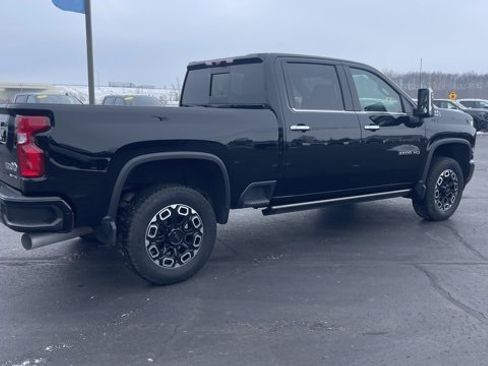 Used 2023 Chevrolet Silverado 3500 High Country image 6