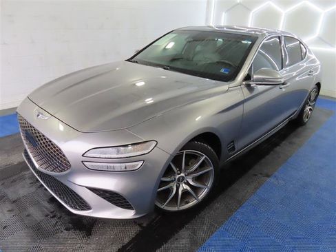 Used 2022 Genesis G70 2.0T w/ Prestige Package image 4