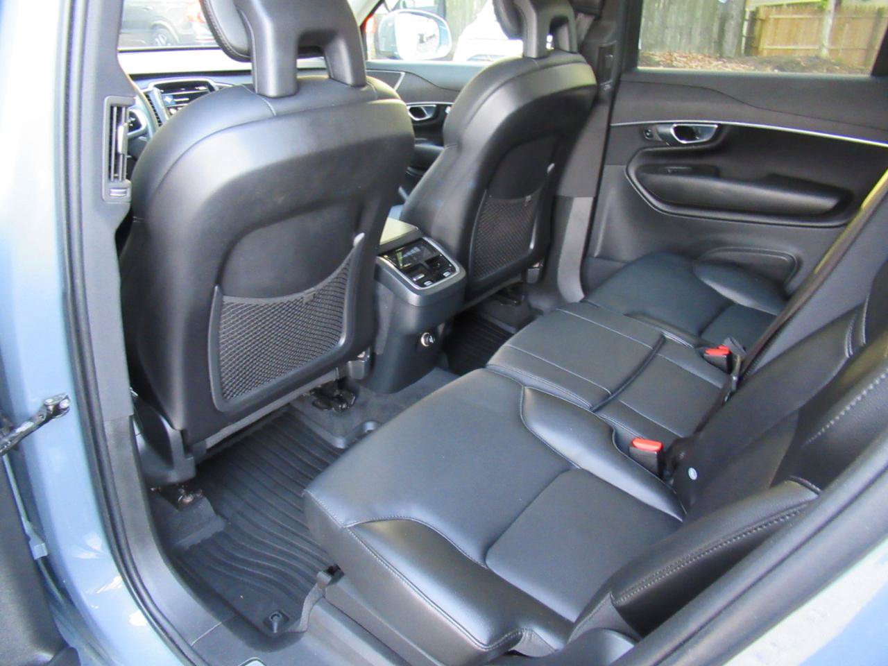 Used 2020 Volvo XC90 T5 Momentum AWD/4WD image 14
