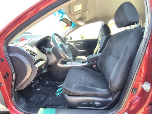 Used 2015 Nissan Altima 2.5 SV FWD image 9