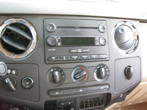 Used 2008 Ford F250 XLT image 15