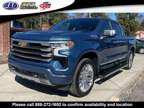 Used 2024 Chevrolet Silverado 1500 High Country AWD/4WD image 3