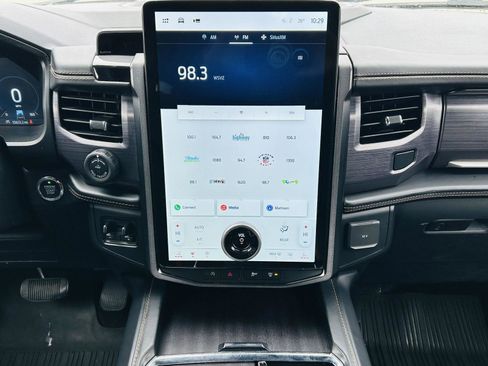 Used 2022 Ford Expedition Max Platinum image 26