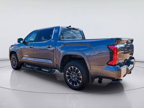 Used 2025 Toyota Tundra Limited AWD/4WD image 5