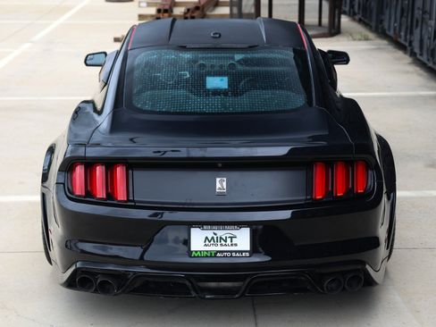 Used 2016 Ford Mustang Shelby GT350 w/ Technology Package RWD image 13