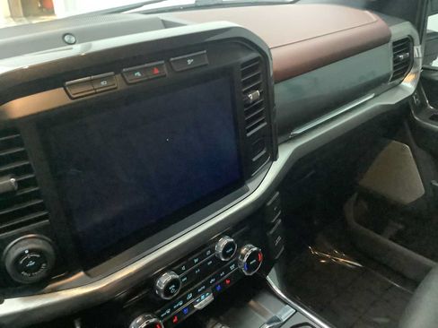 Used 2022 Ford F150 Lariat AWD/4WD image 17