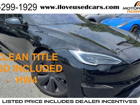 Used 2023 Tesla Model S Plaid image 1
