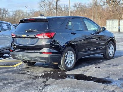 Used 2024 Chevrolet Equinox LS w/ LS Convenience Package