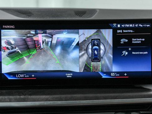 Certified 2023 BMW X7 xDrive40i w/ Premium Package image 24