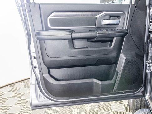 Used 2024 RAM 2500 Big Horn w/ Bed Utility Group image 37