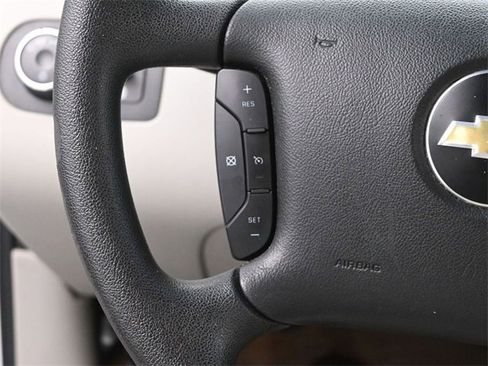 Used 2011 Chevrolet Impala LS image 29