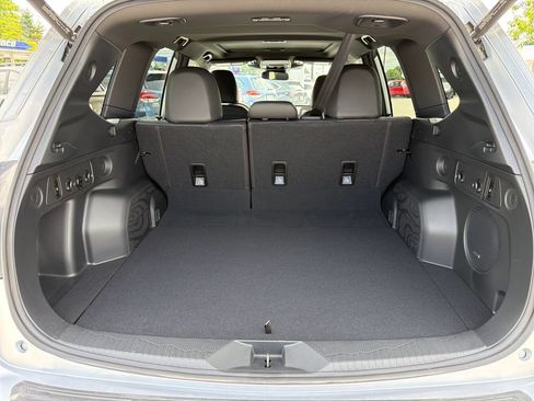 Certified 2025 Subaru Forester Limited AWD/4WD image 29