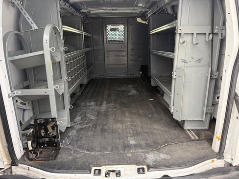 Used 2013 Chevrolet Express 2500 image 13