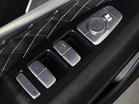 Used 2020 Genesis G70 3.3T w/ Sport Package RWD image 23