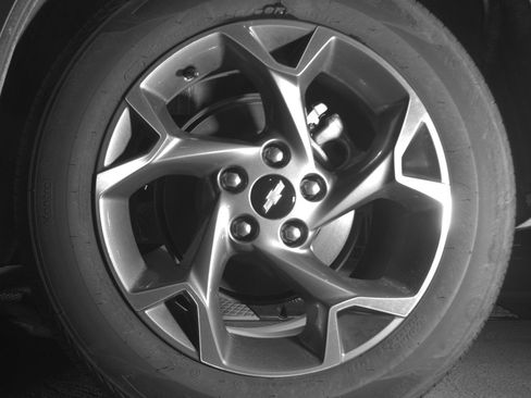 Used 2025 Chevrolet Trax LT w/ LT Convenience Package FWD image 14