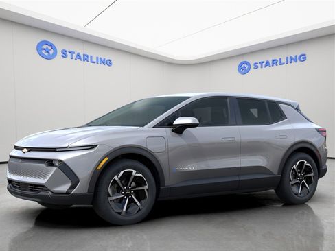 New 2026 Chevrolet Equinox EV LT image 2