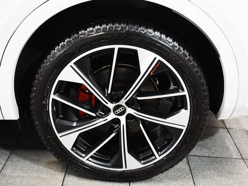 Used 2023 Audi SQ5 Premium Plus image 8