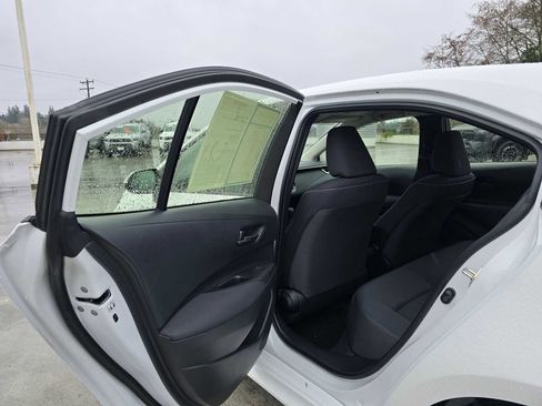 Certified 2026 Toyota Corolla LE image 15