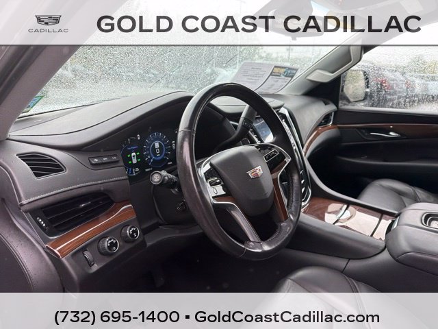 Used 2020 Cadillac Escalade ESV Luxury AWD/4WD image 21