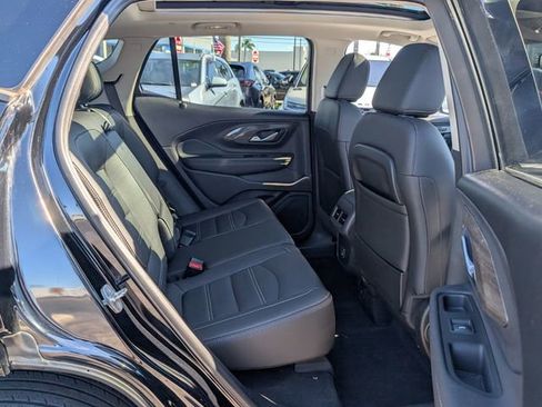 Used 2022 GMC Terrain Denali image 15