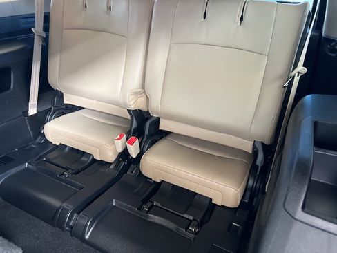 Used 2023 Toyota 4Runner SR5 Premium w/ Moonroof Package image 28