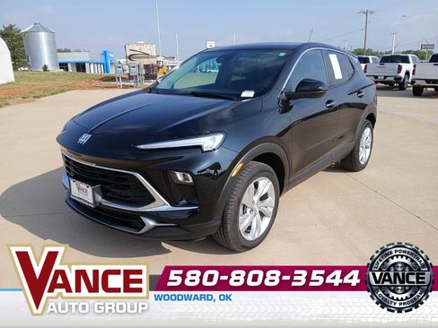 Used 2025 Buick Encore GX Preferred w/ Comfort Package AWD/4WD image 1