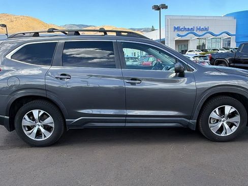 Used 2021 Subaru Ascent Premium w/ Convenience Package AWD/4WD image 2