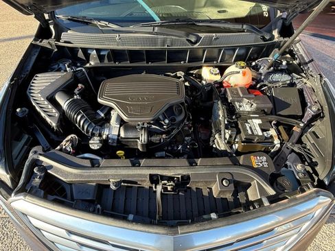 Used 2018 Cadillac XT5 Luxury w/ Driver Awareness Package image 20