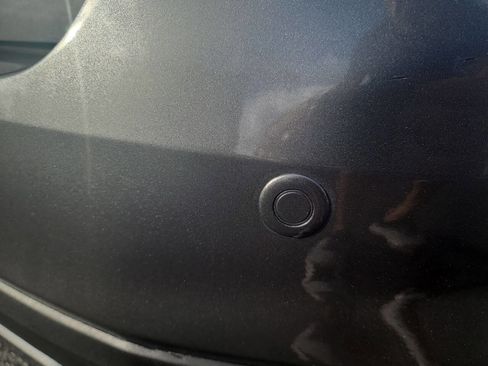 Used 2024 Nissan Versa SV w/ Trunk Package image 10