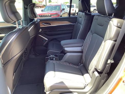 New 2026 Jeep Grand Cherokee L Summit AWD/4WD image 26