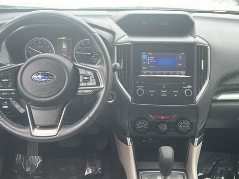 Certified 2023 Subaru Forester Premium image 20