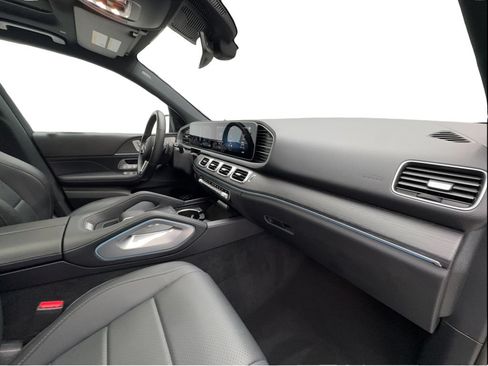 Used 2023 Mercedes-Benz GLE 450 4MATIC w/ AMG Line Exterior image 30