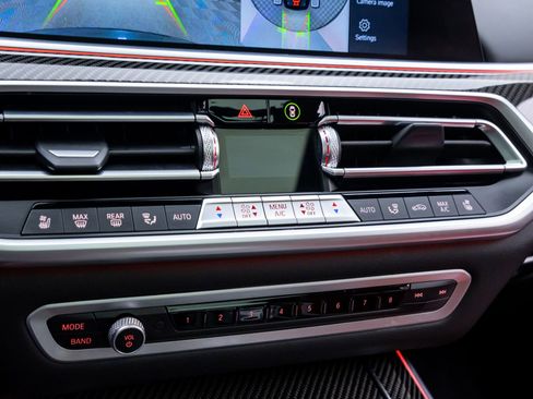 Certified 2023 BMW X5 M50i w/ Executive Package image 28