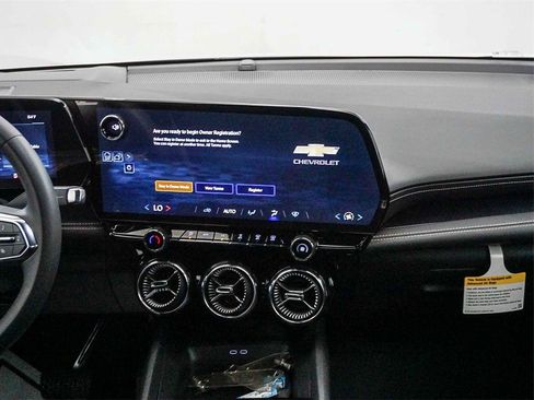 New 2026 Chevrolet Blazer EV LT image 15