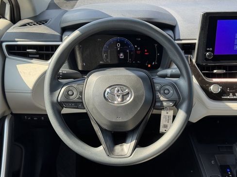 New 2026 Toyota Corolla Cross L image 13