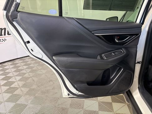 Used 2023 Subaru Outback Limited image 21